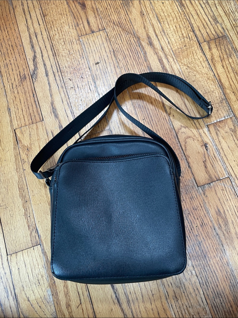 Men's Black Leather Crossbody Bag